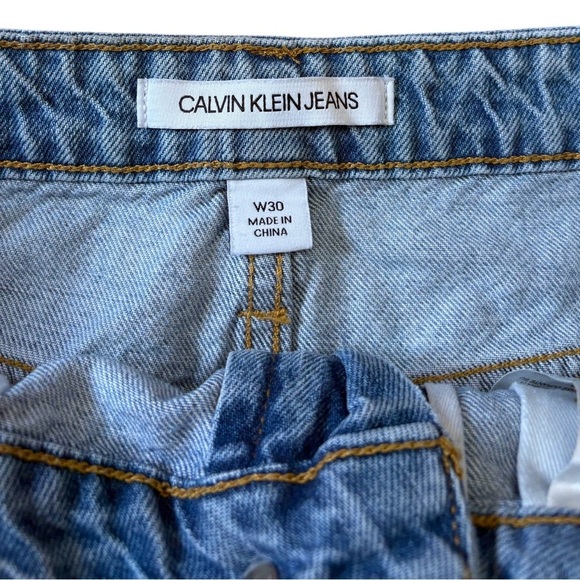 Calvin Klein Jeans, Low-Rise Denim Mini Skirt With Frayed Hem, Size 30, Blue - Picture 3 of 8